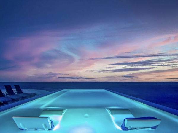 Islamorada Three Bedroom Home with Full Ocean View & Pool